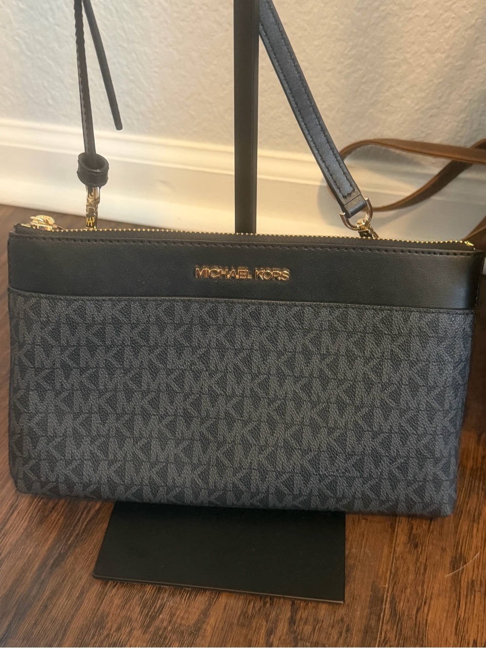 Michael Kors Gray/Black Signature Crossbody Bag